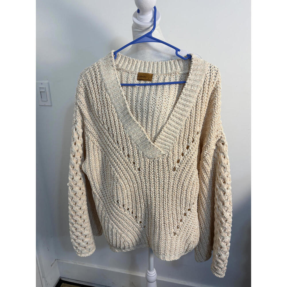 Cream Chunky Knit V-Neck Sweater by POL Small